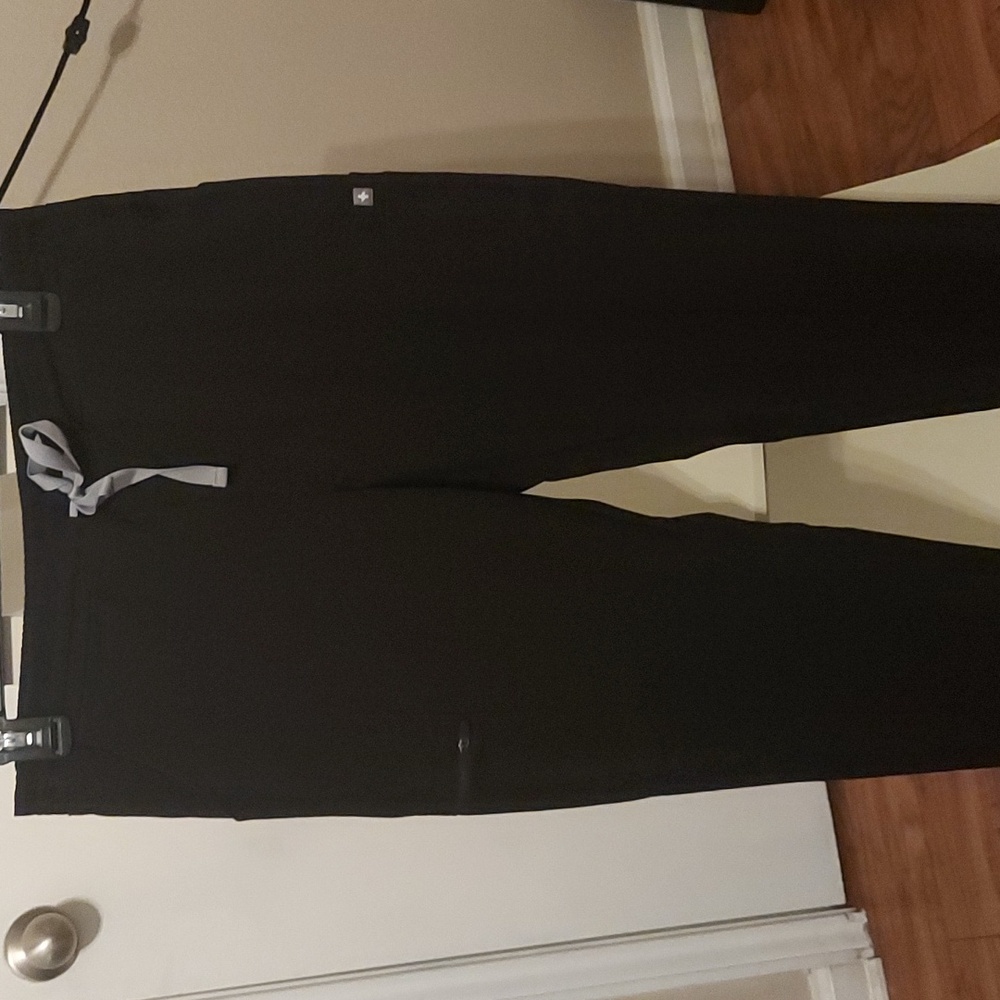 Figs scrub pants black